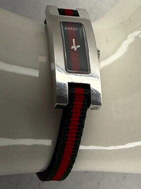 GUCCI G FRAME 3900L Y2K